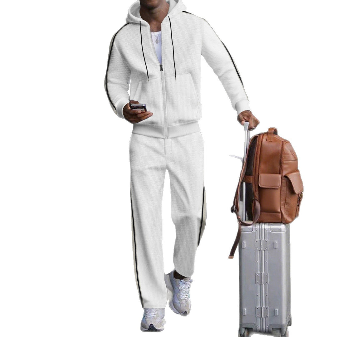 Men's sporty travel suit with functional pockets and breathable material Lisslune