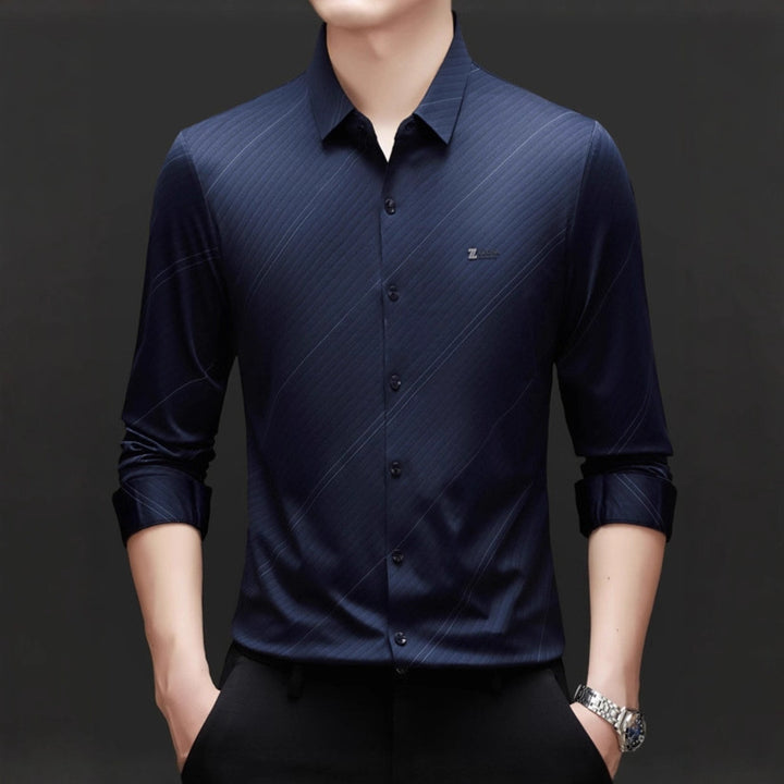 Men's finely striped long-sleeve shirt with modern cut Lisslune