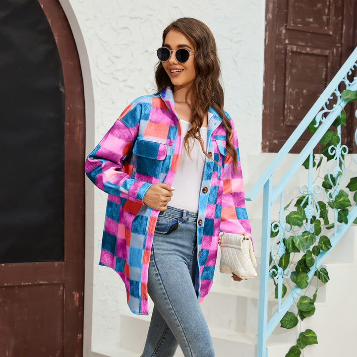 Ladies Checked Flannel Jacket with Practical Pockets and Oversized Cut