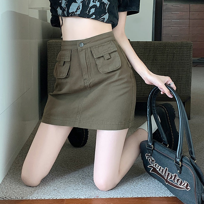 Women's cargo skirt in fashionable utility style with practical pockets