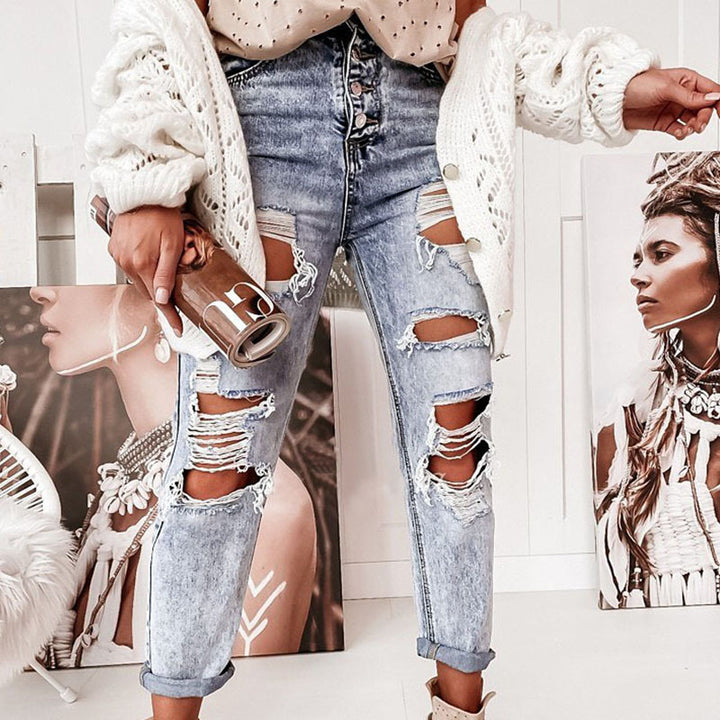Women's destroyed jeans in casual boyfriend cut with high waist and details Lisslune