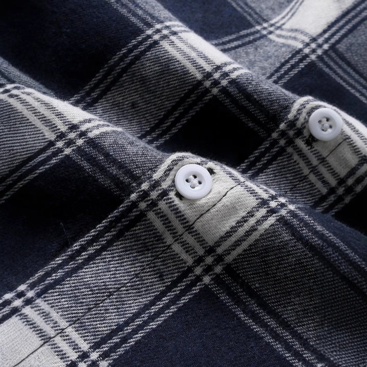 Men's flannel shirt with classic check pattern Lisslune