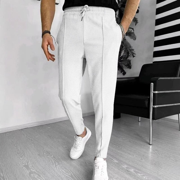 Men's Sporty Chino Pants with Adjustable Waist and Fine Pattern Lisslune