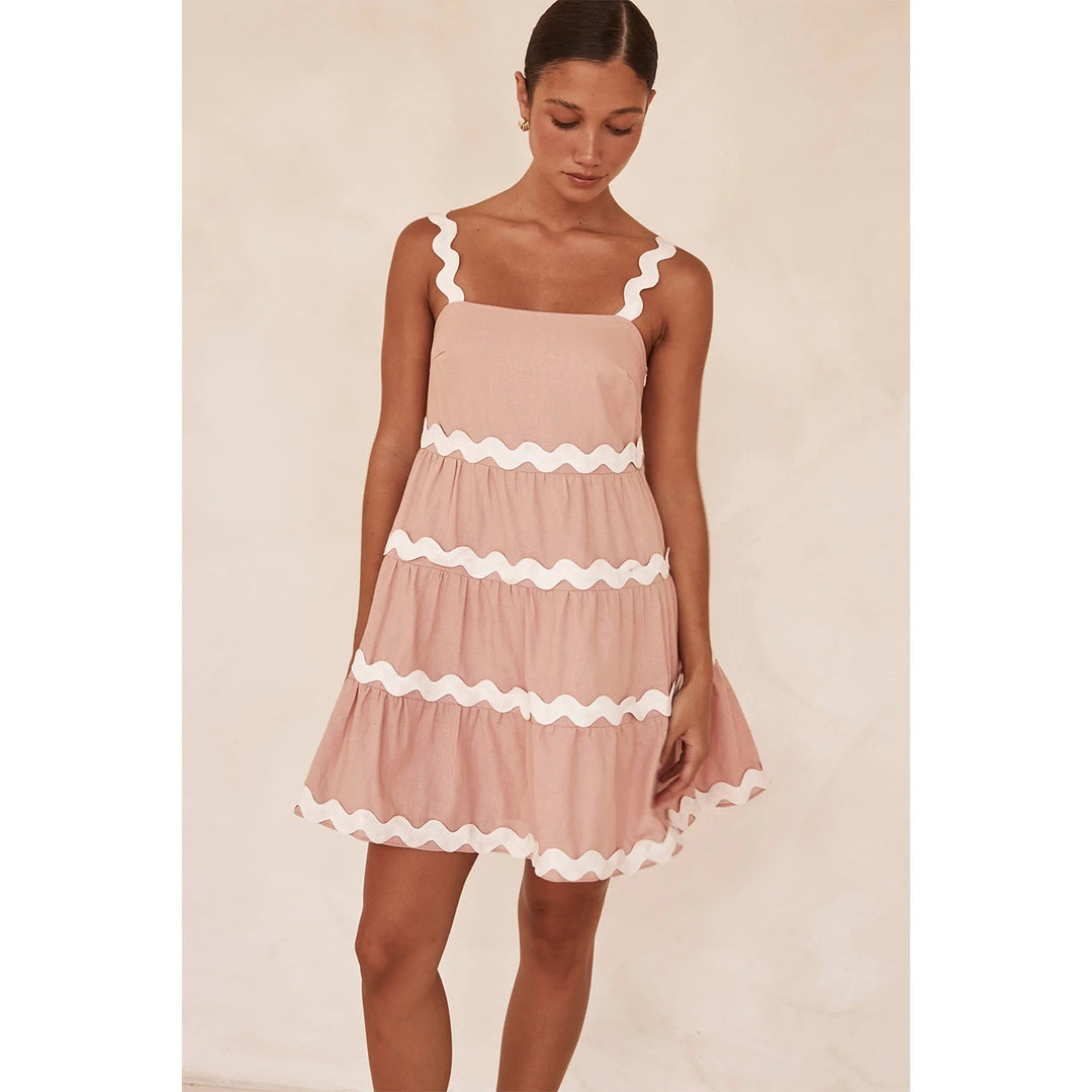 Women's Summery Linen Dress with Wavy Accents and Airy Cut