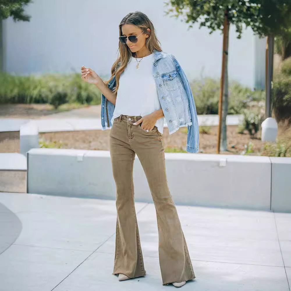 Women’s flared jeans in vintage style with a high waistband Lisslune