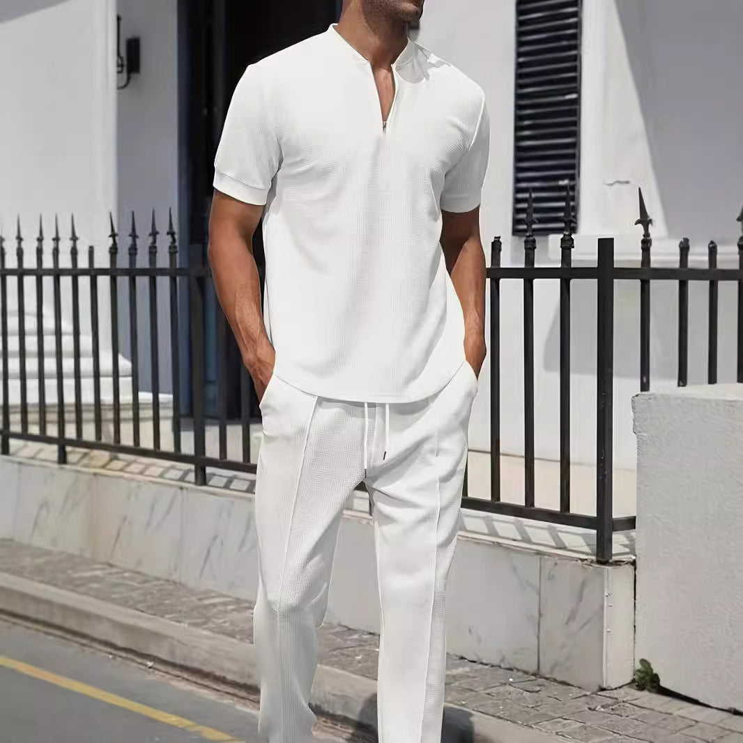 Men's sporty two-piece outfit with modern zipper and breathable materials Lisslune