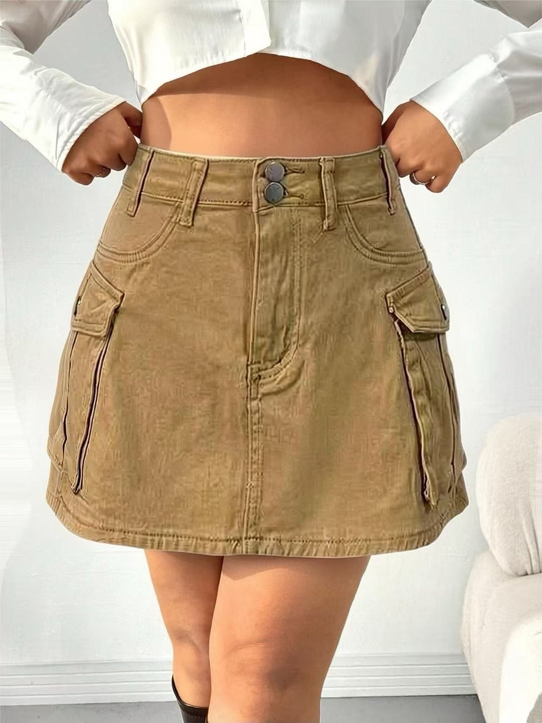 Women's denim mini skirt with patch pockets and modern details Lisslune