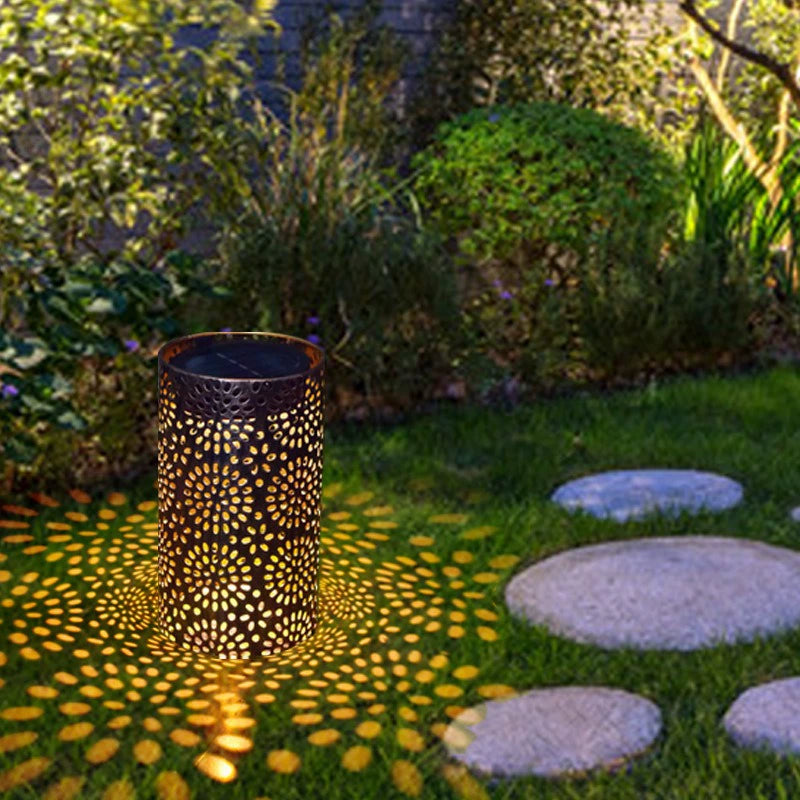 Lisslune | Cylindrical metal outdoor solar lights for the garden, set of two