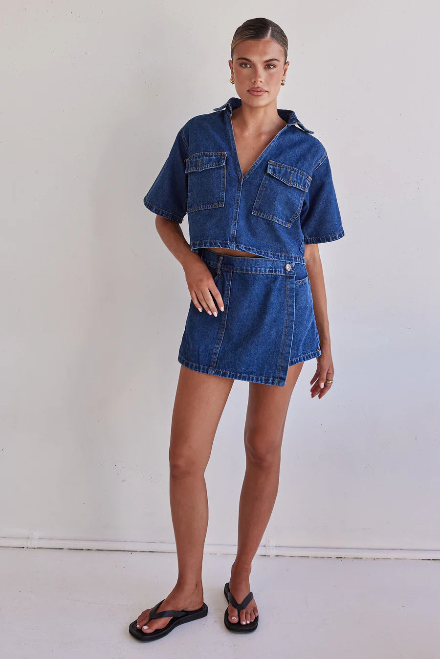 Women's denim short jacket with matching skirt in casual style Lisslune