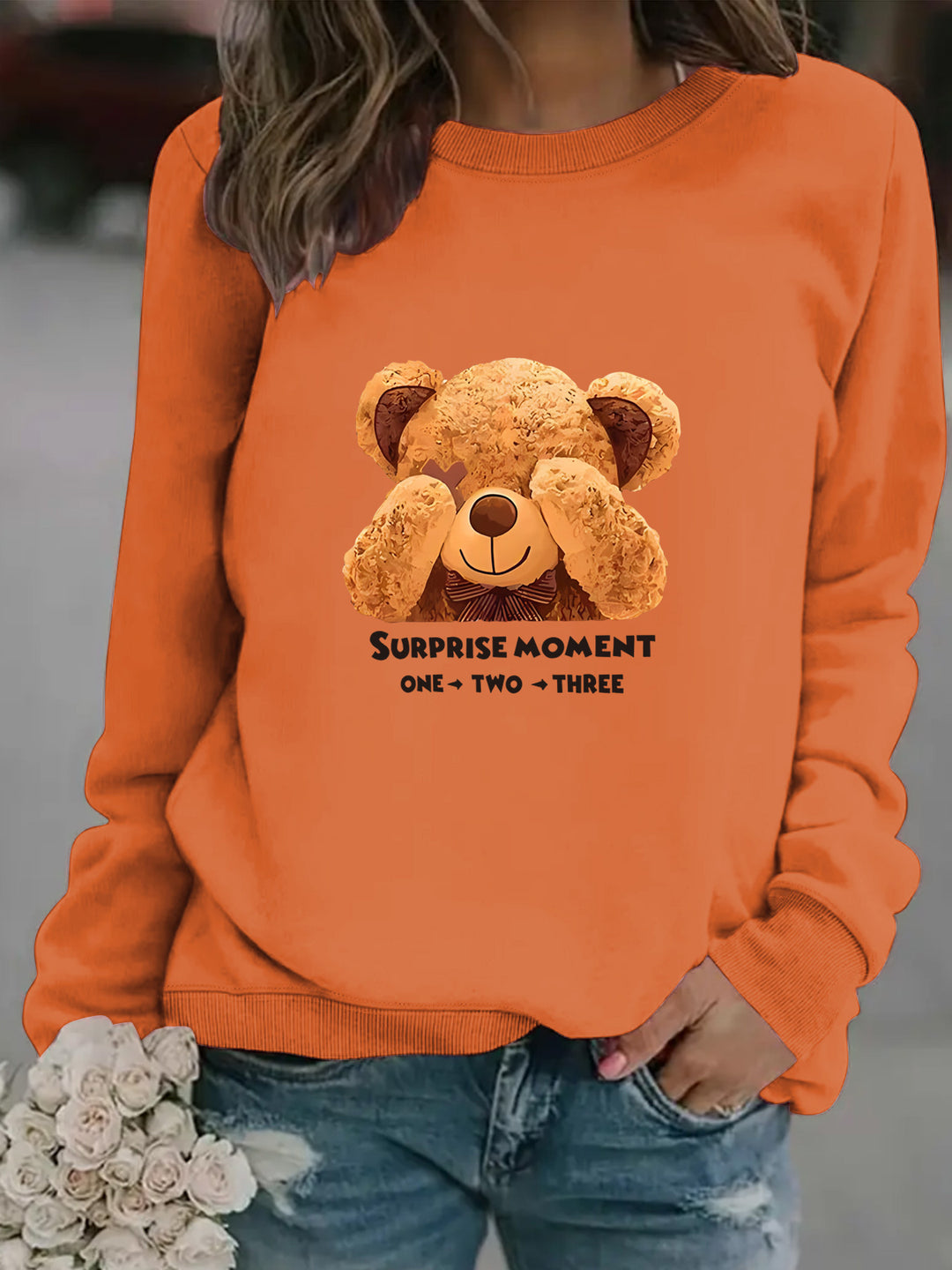 Women's sweatshirt with cute bear design and modern lettering Lisslune