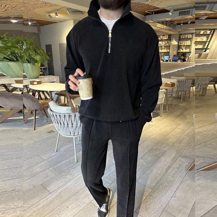 Men's lounge set consisting of a high-quality zipper sweater and comfortable joggers Lisslune