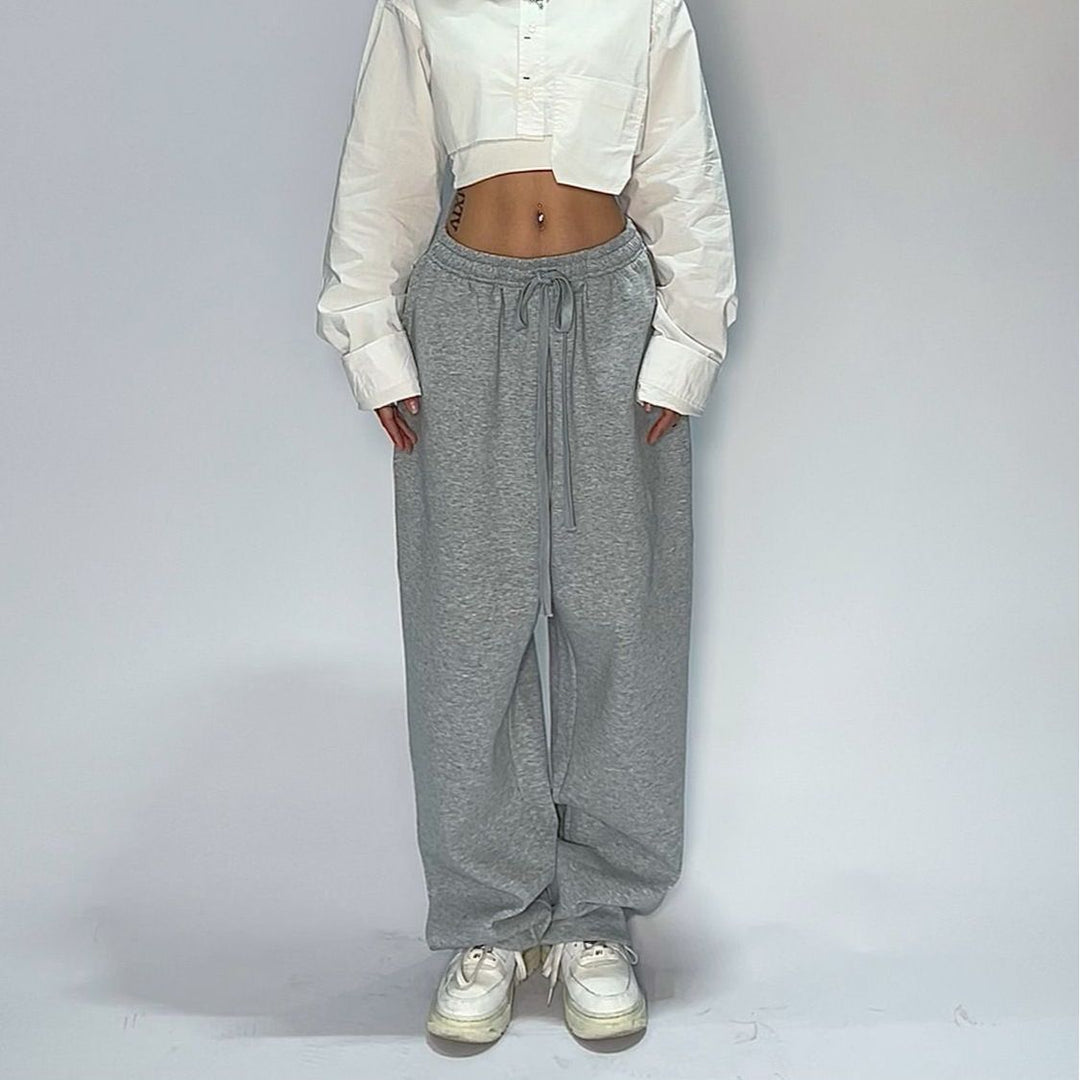 Women's comfortable leisure pants with elastic waistband and wide fit Lisslune