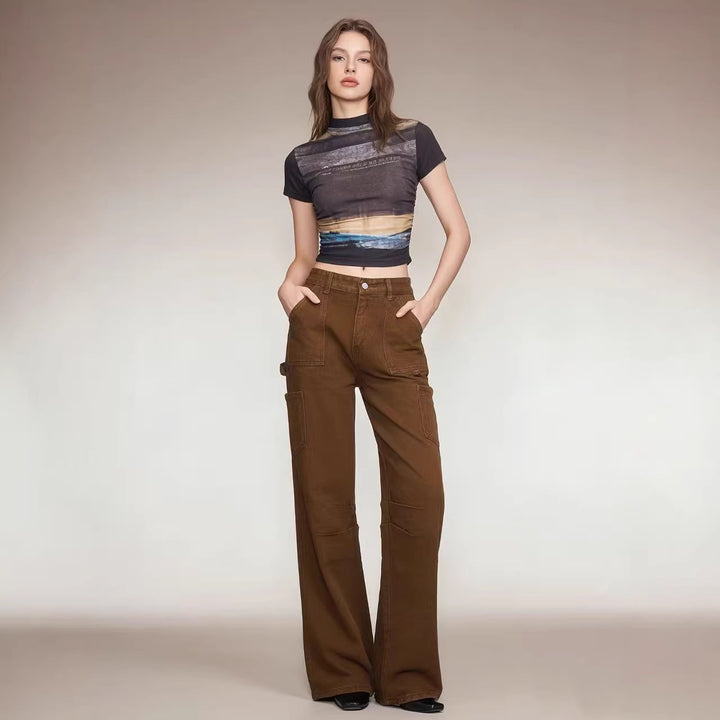 Women's cargo pants in a casual, loose fit with practical side pockets Lisslune