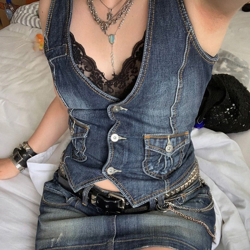 Women's denim bustier jacket with nostalgic lace inserts and decorative button details Lisslune
