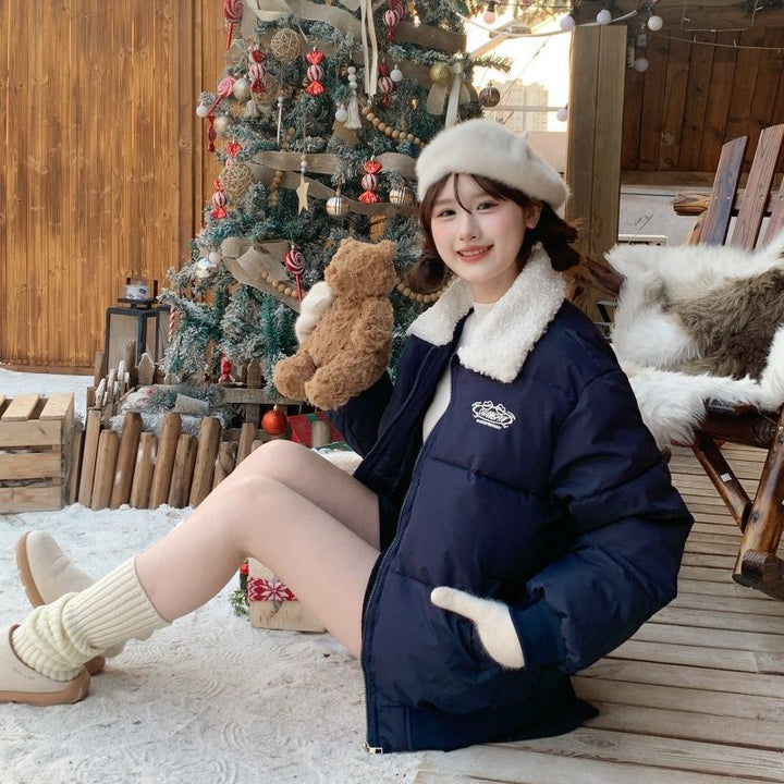 Women's padded winter jacket with cozy collar and practical pockets