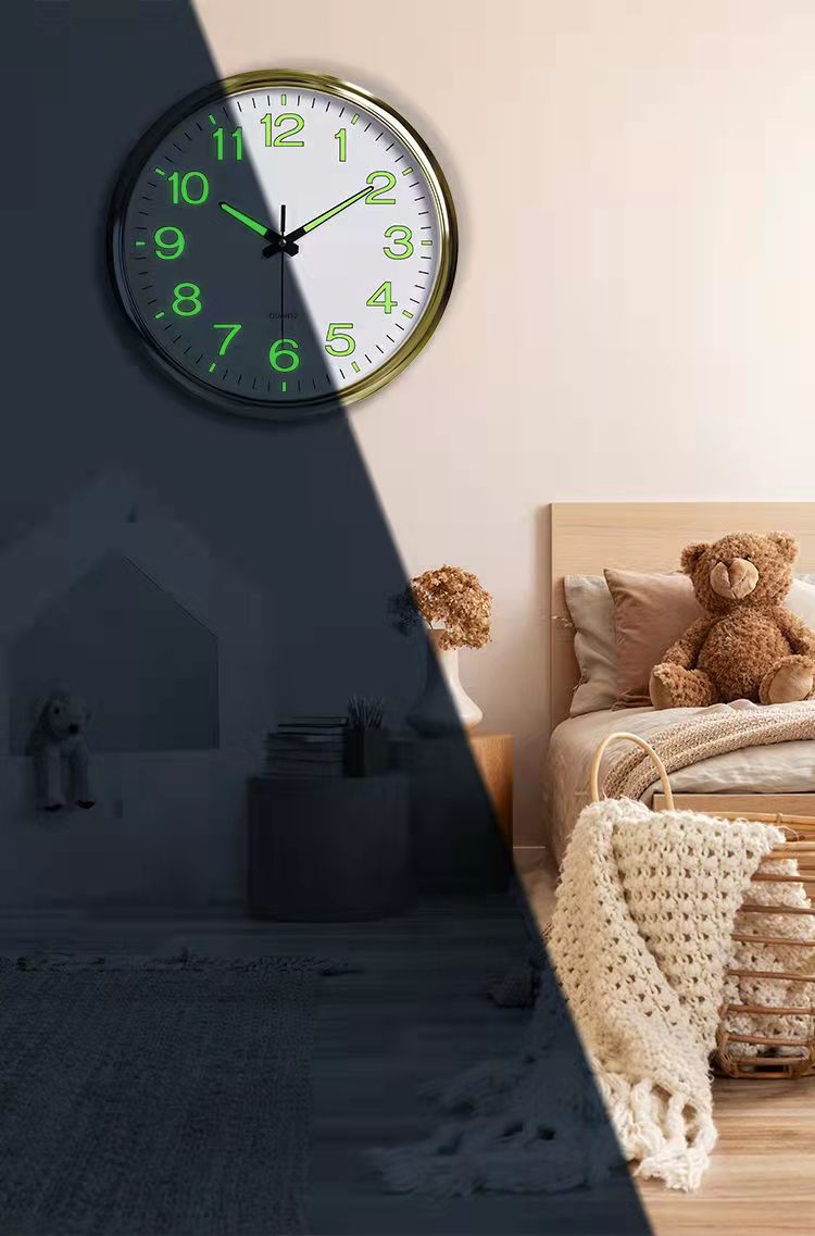 Lisslune | Illuminating Classroom Silent Wall Clock 30 cm