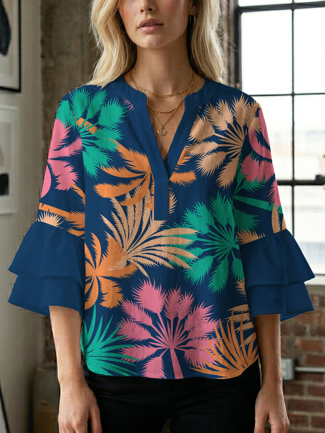 Women's blouse with voluminous ruffled sleeves and modern design Lisslune