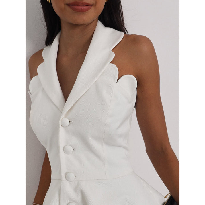 Women's dress with stylish collar and button details Lisslune