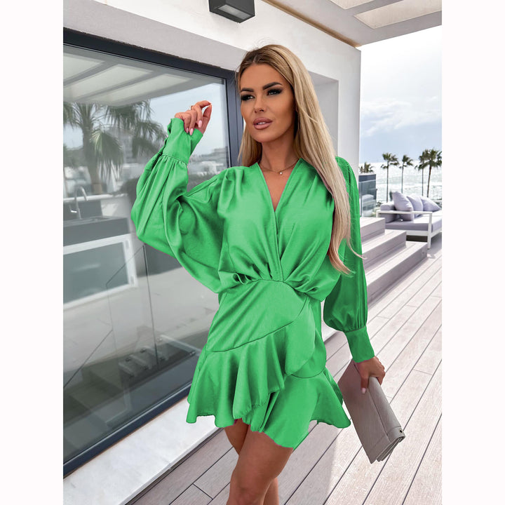 Women's wrap dress with voluminous sleeves and flowing hem