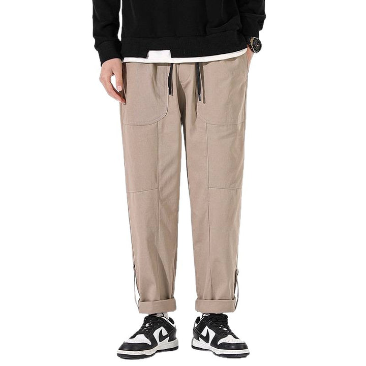 Men's cargo pants with practical side pockets and a casual fit Lisslune