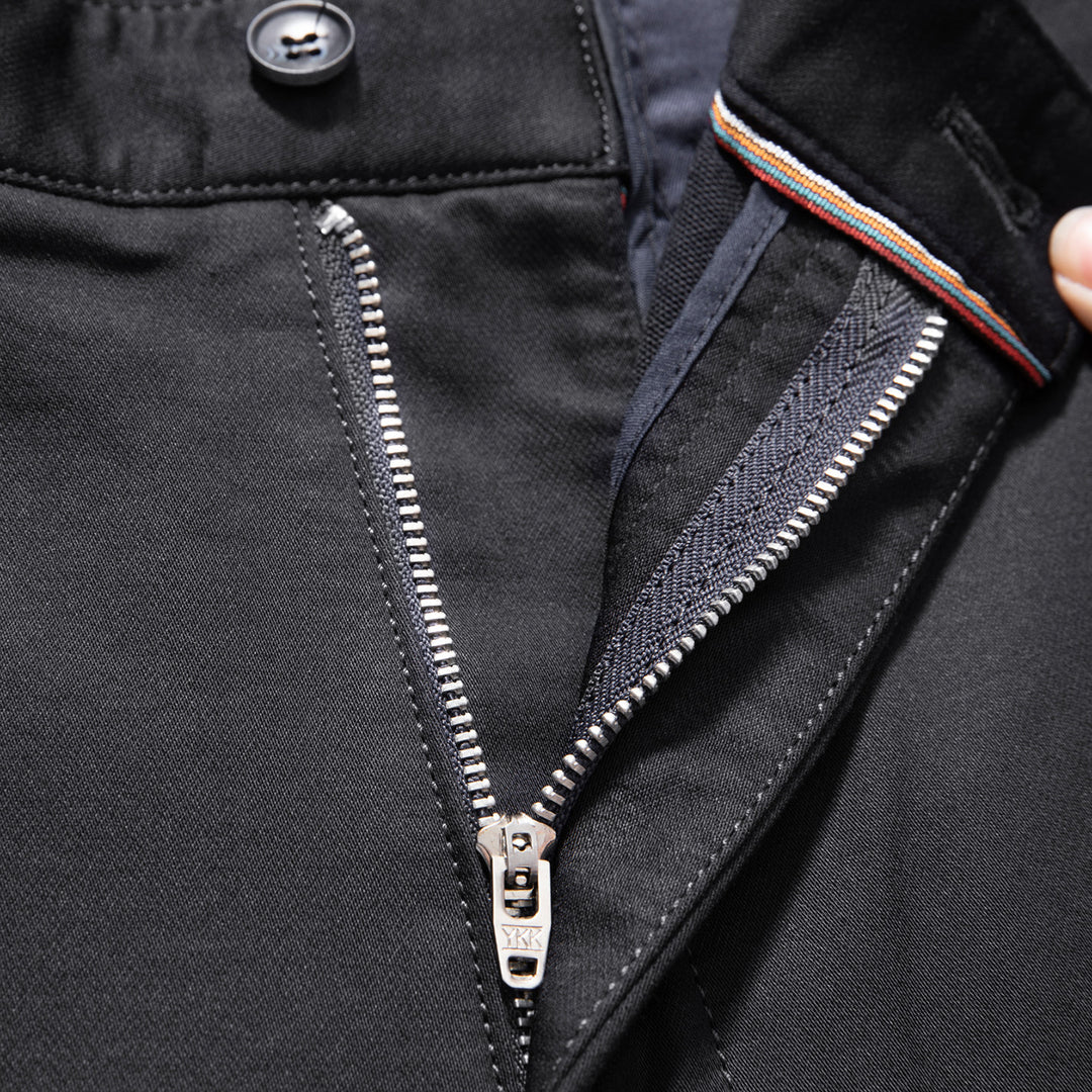 Men's Elegant Chinos with Practical Pockets and Modern Cut Lisslune