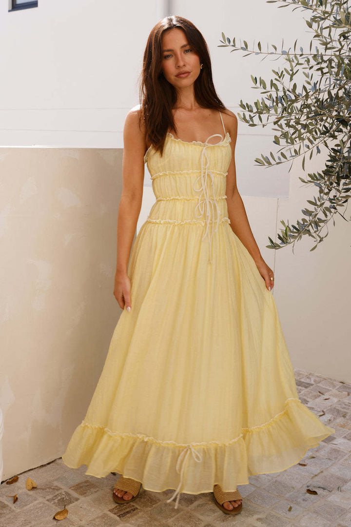 Ladies' maxi dress with ruffle details and adjustable straps Lisslune