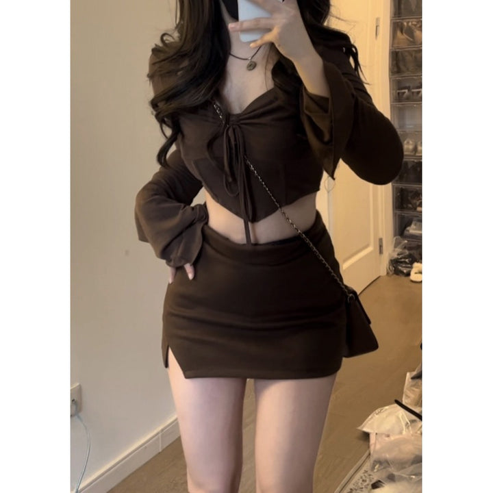Women's crop top with decorative tie belt and wide sleeves Lisslune