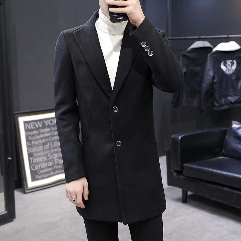 Men's elegant wool coat with modern cut and practical pockets Lisslune