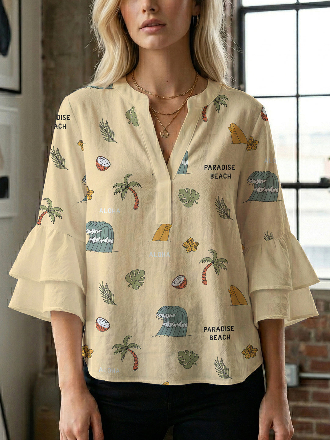 Ladies blouse with voluminous ruffled sleeves and floral print Lisslune