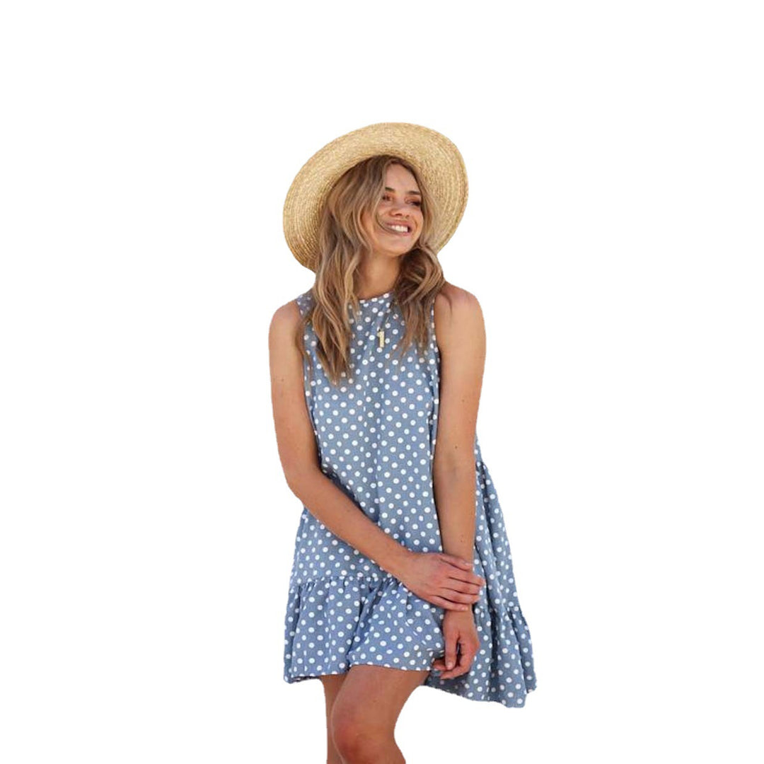 Women's casual dress with ruffled hem skirt and polka dots Lune London