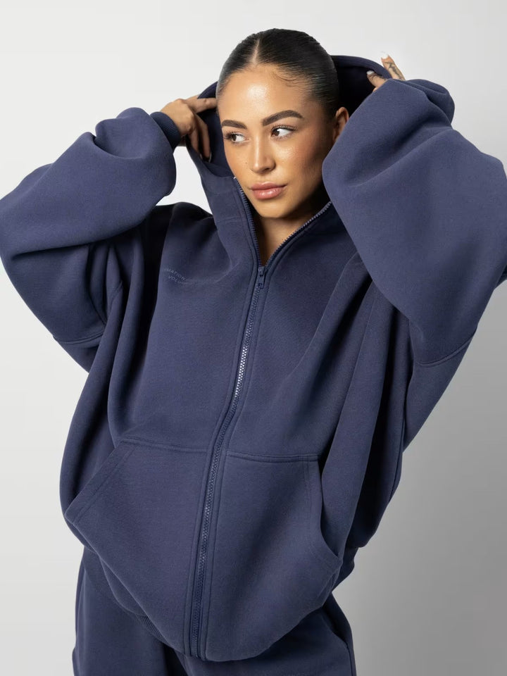 Ladies sporty fleece suit with high collar and practical pockets Lisslune