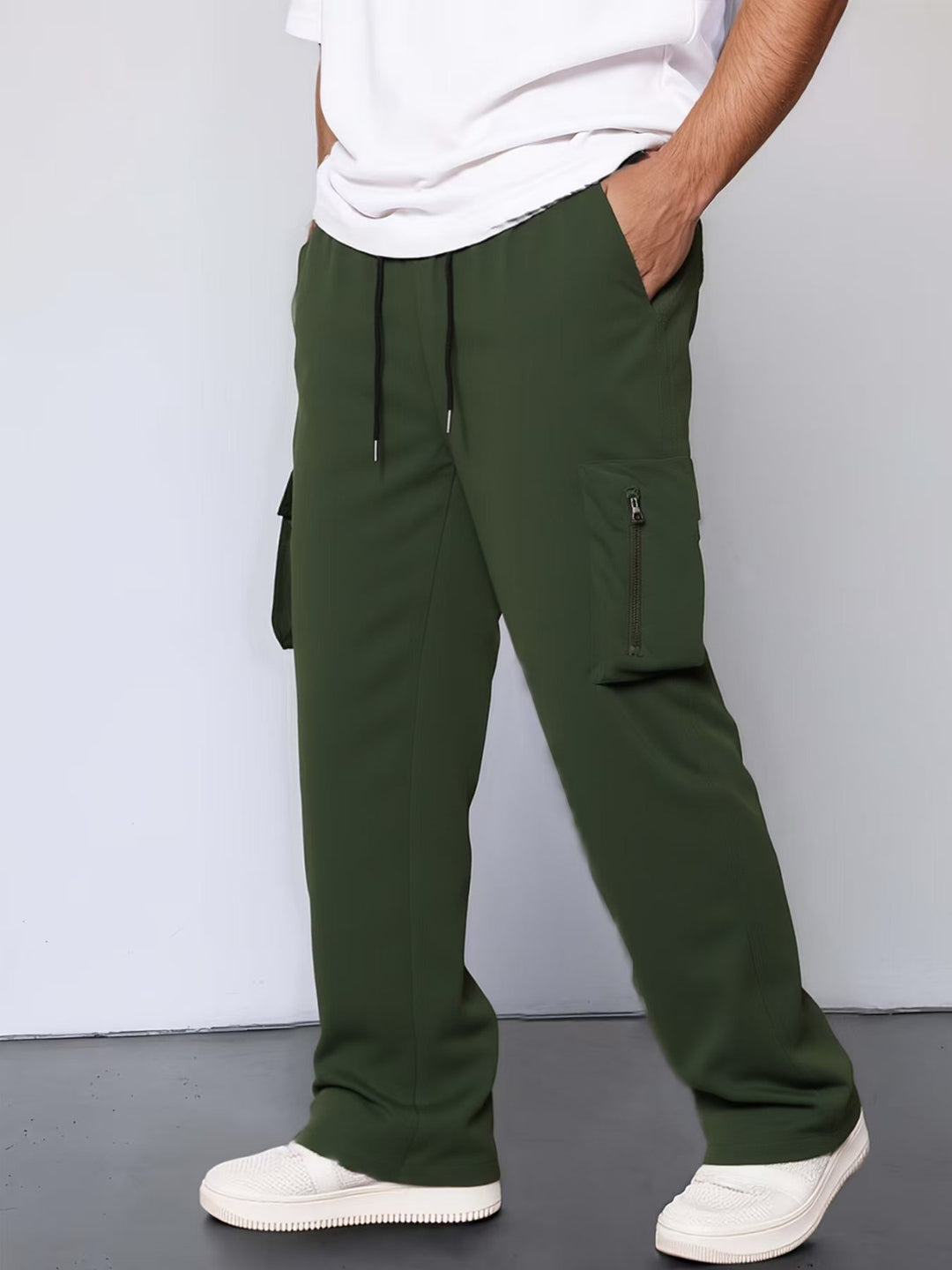 Men's cargo pants with functional pockets and adjustable waistband Lisslune