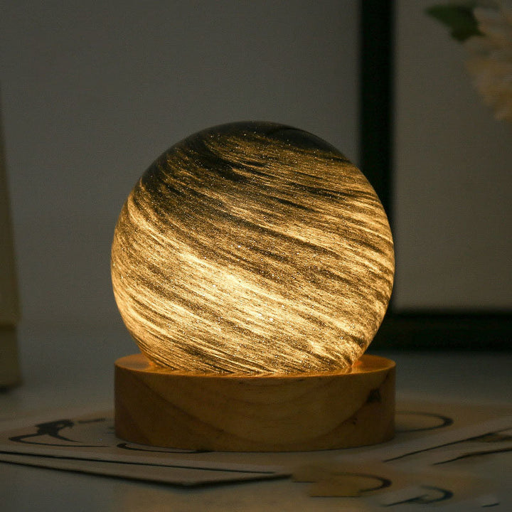 Lisslune | Enchanting Planet Lamp – A Universe of Colors and Dreams