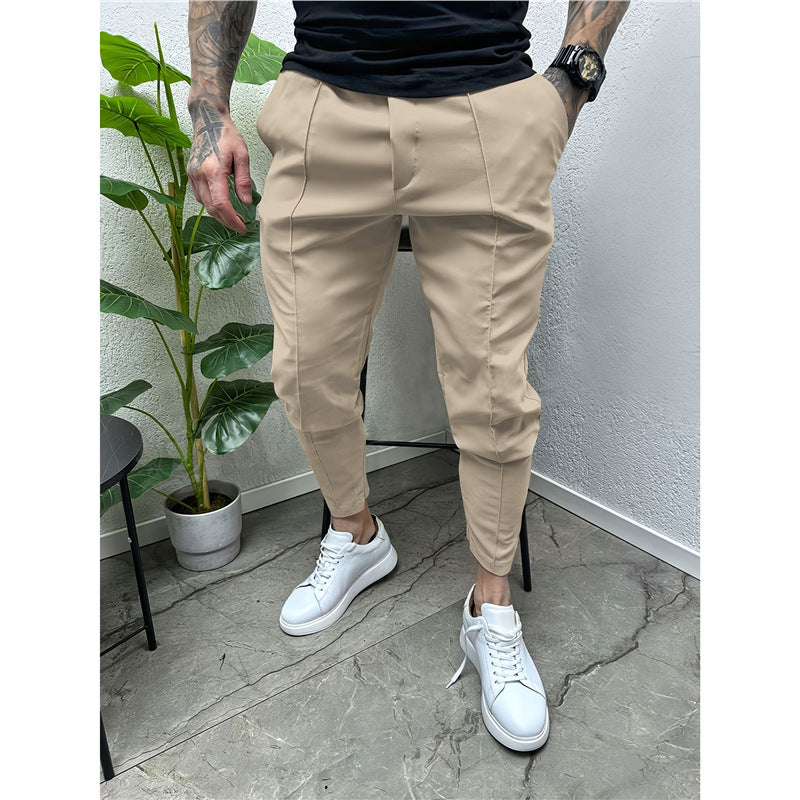 Men's stylish joggers with a slim fit and practical pockets Lisslune