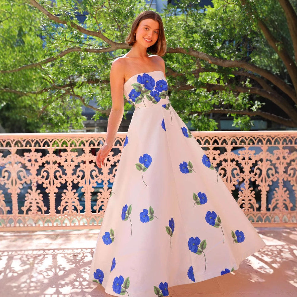 Ladies ball gown with floral top and flowing skirt Lisslune