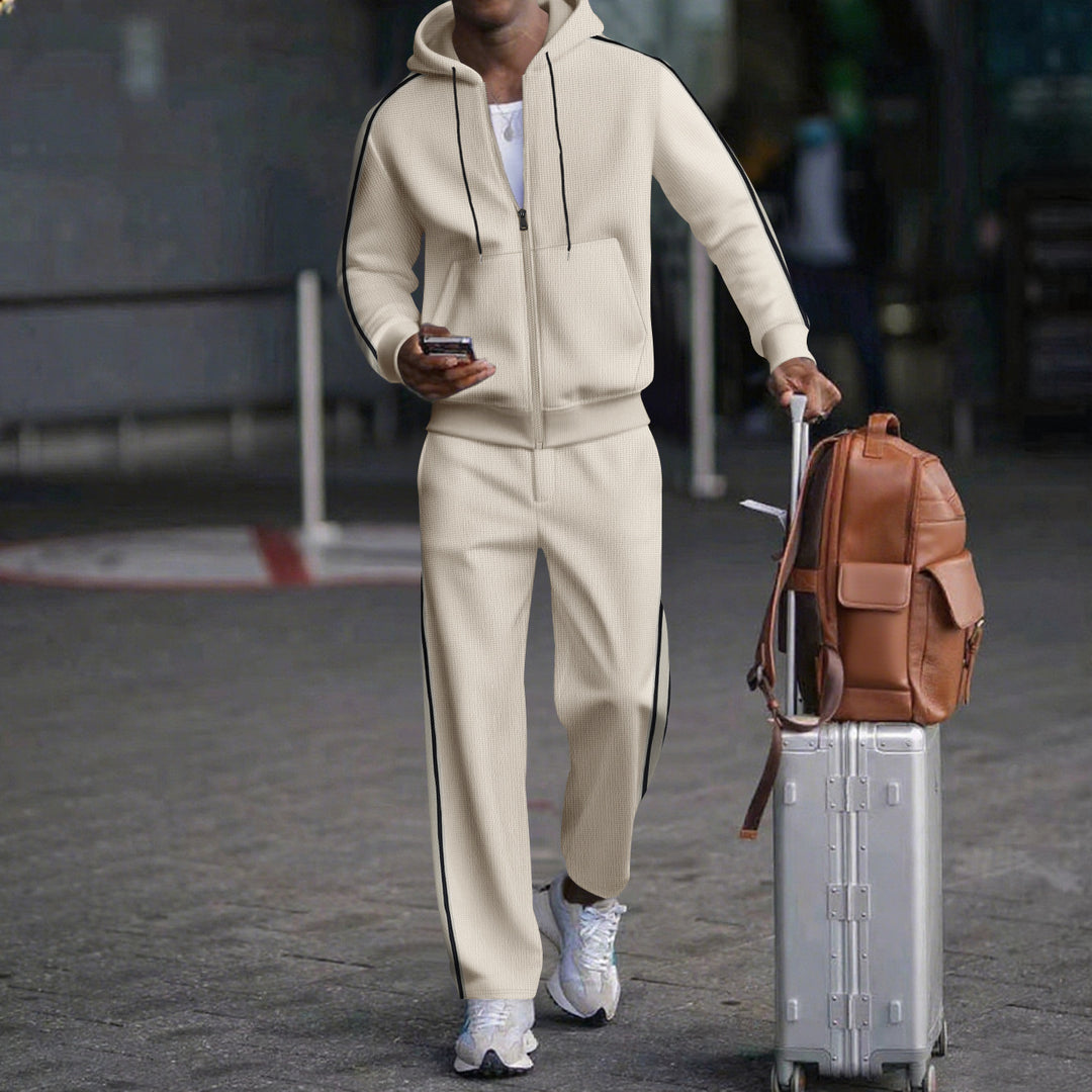 Men's sporty travel suit with functional pockets and breathable material Lisslune