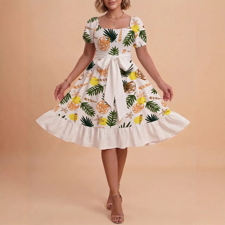 Women's dress with tailored fit and playful floral pattern Lisslune