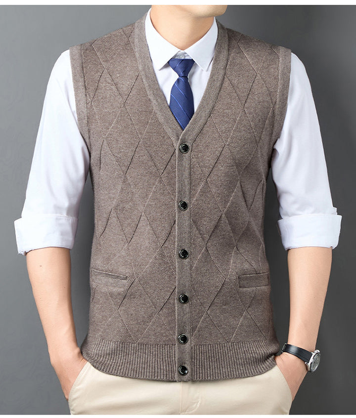 Men's knit vest with V-neck and classic diamond pattern Lisslune