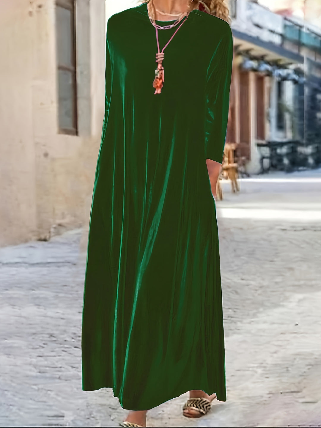 Women's maxi dress with elegant cut and pockets Lisslune