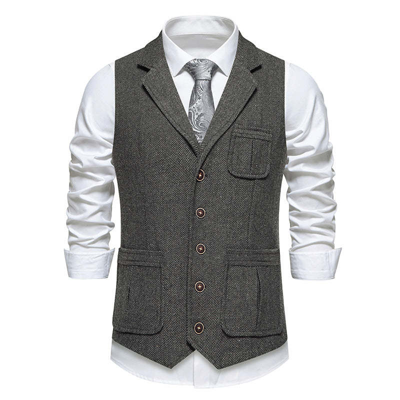 Men's suit vest in classic herringbone design with practical pockets Lisslune