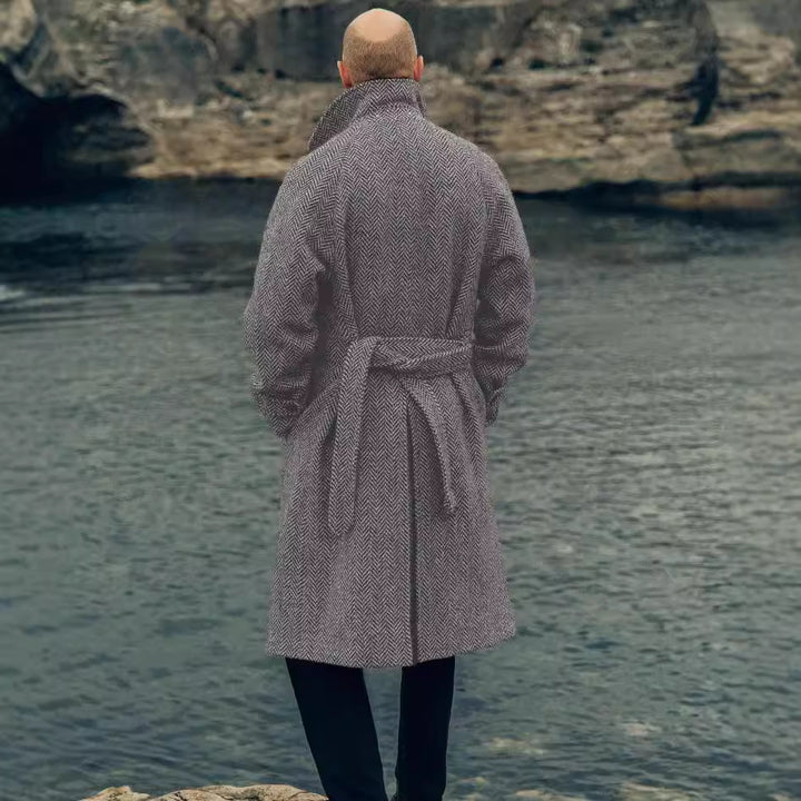 Men's elegant duffle coat with modern details and practical pockets Lisslune