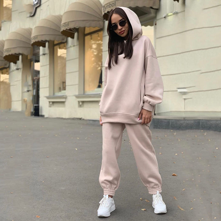 Women's comfortable hoodie and jogger set Lisslune