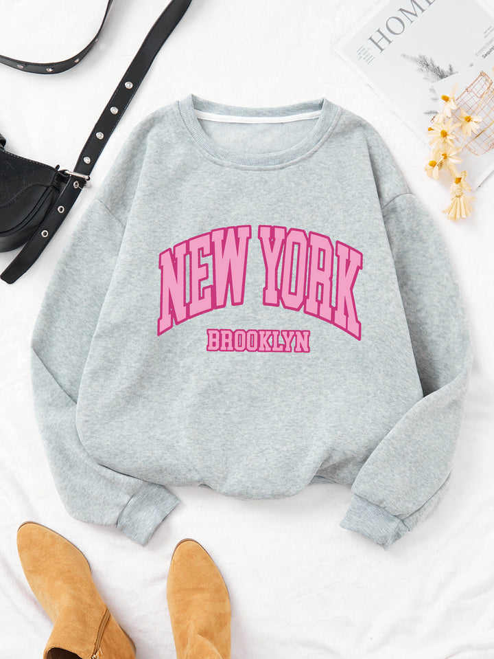 Women's casual sweater with striking NYC print Lisslune