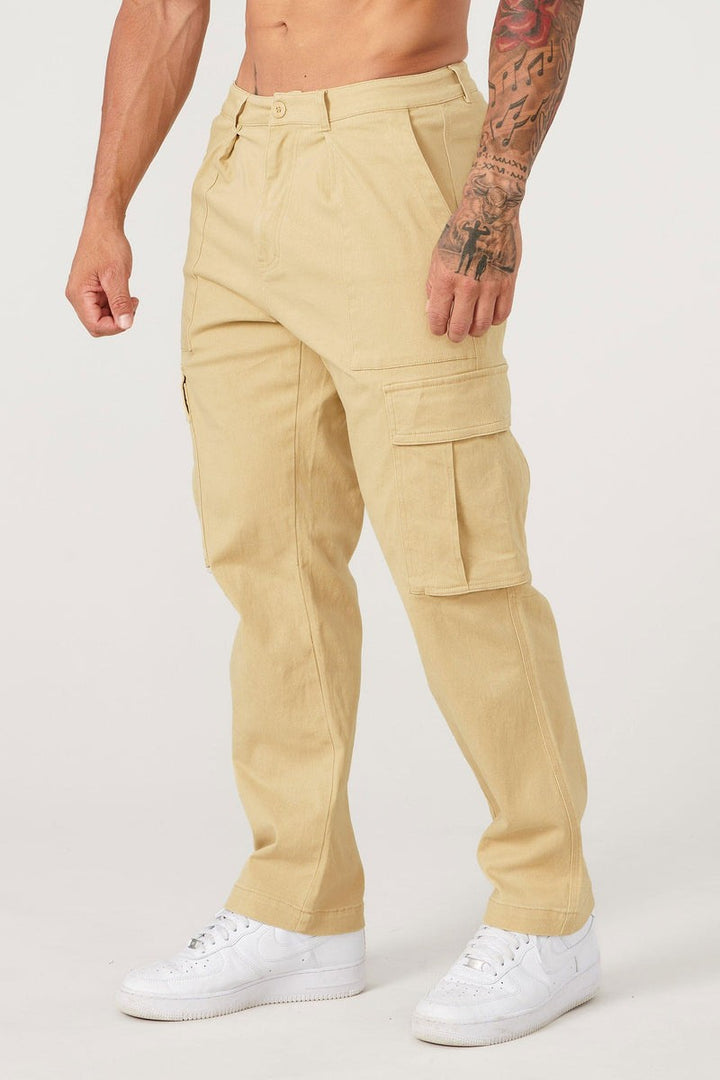 Men's cargo pants with multifunctional pockets and ergonomic cut Lisslune
