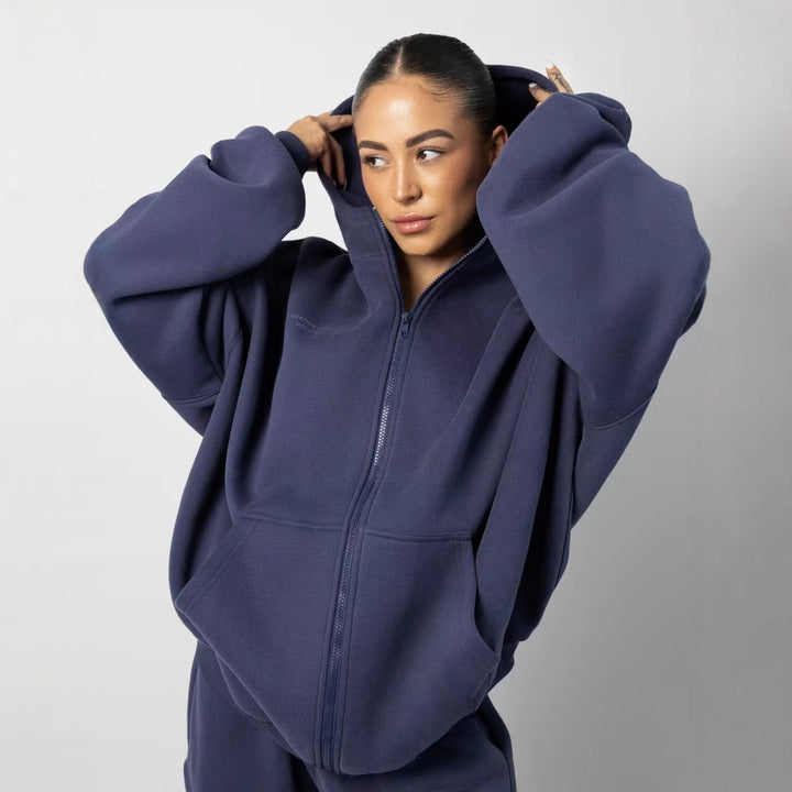 Ladies sporty fleece suit with high collar and practical pockets Lisslune