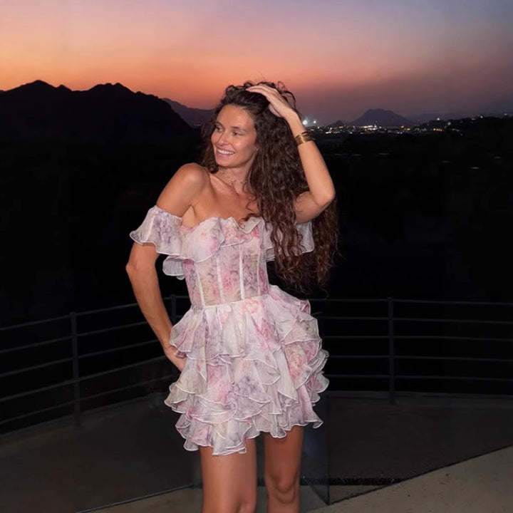 Women's festive cocktail dress with voluminous skirt and collar details Lisslune