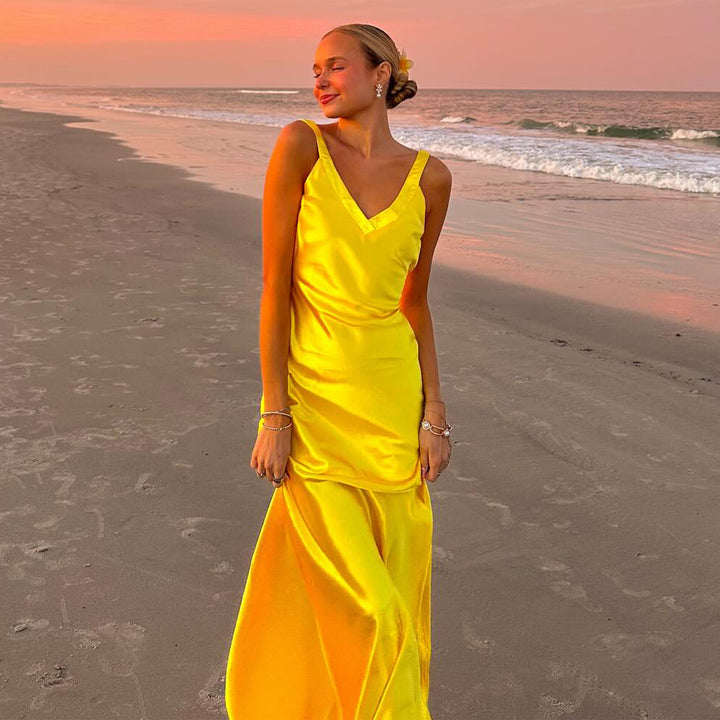 Women's Summer Maxi Dress with Elegant V-Neck and Flowing Silhouette Lisslune