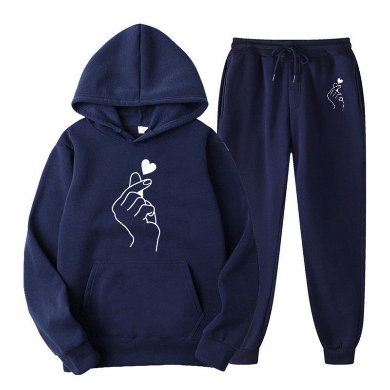 Women's tracksuit with creative heart motif and comfortable fit Lisslune