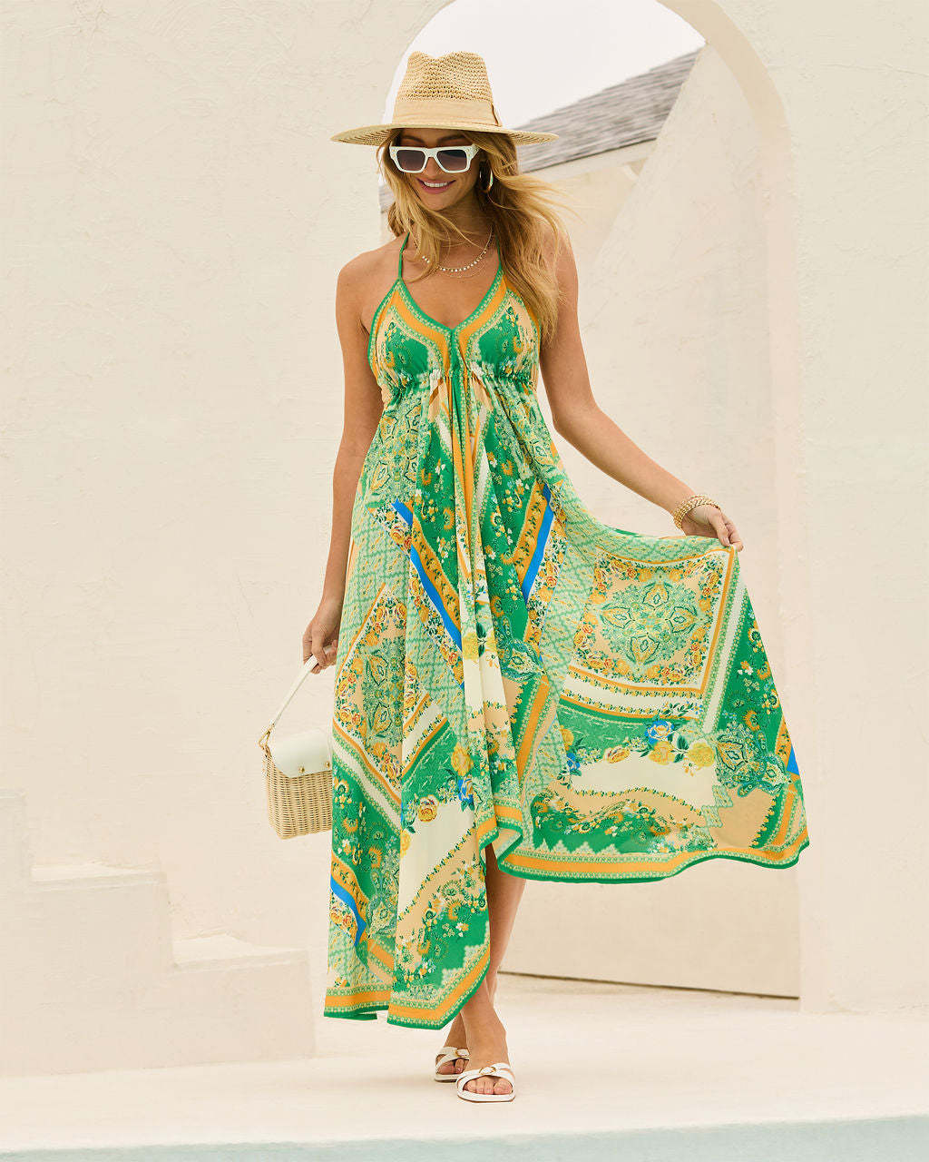Ladies Airy Maxi Dress with Playful Halterneck Design and Floral Accents Lisslune