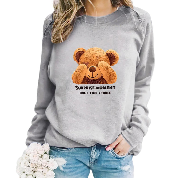 Women's sweatshirt with cute bear design and modern lettering Lisslune
